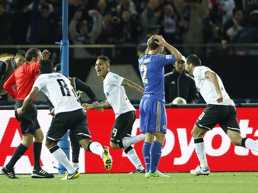 Joy for Corinthians, dejection for Chelsea