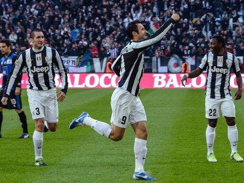 Mirko Vucinic leads the Juventus celebrations
