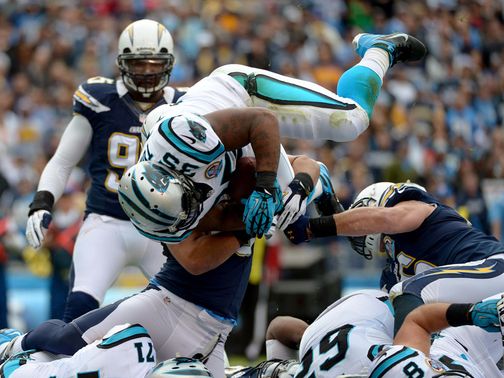 Tolbert dives in to score against his old team