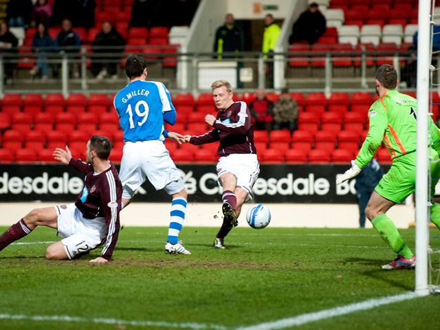 Andrew Driver scores for Hearts