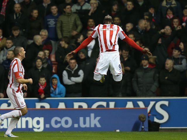 Kenwyne Jones celebrates his goal