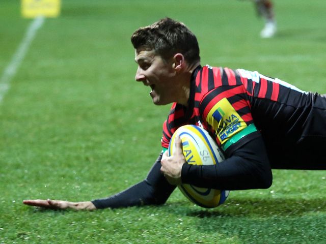 Richard Wigglesworth slides in to score