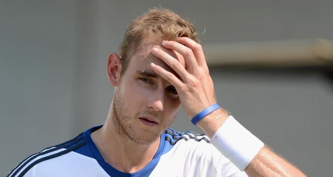 Stuart Broad will return home to rest after suffering a bruised heel