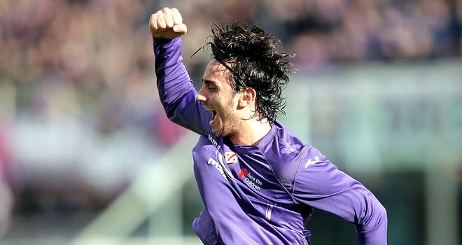 Alberto Aquilani celebrates his goal.