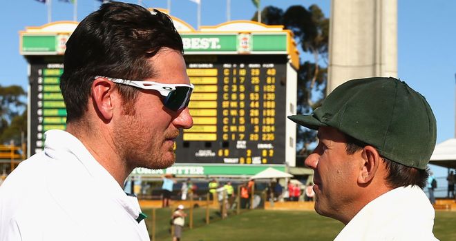 Graeme Smith and Ricky Ponting after their final meeting in Test cricket