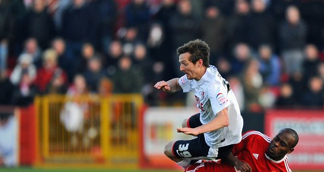 Mooney: Tackled by Alfreton's Streete