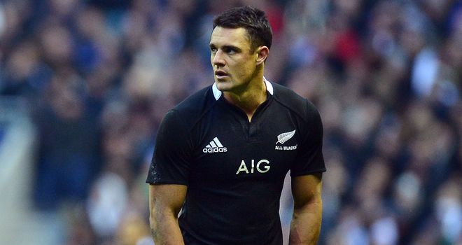 Dan Carter: New Zealand fly-half plays down Japanese link