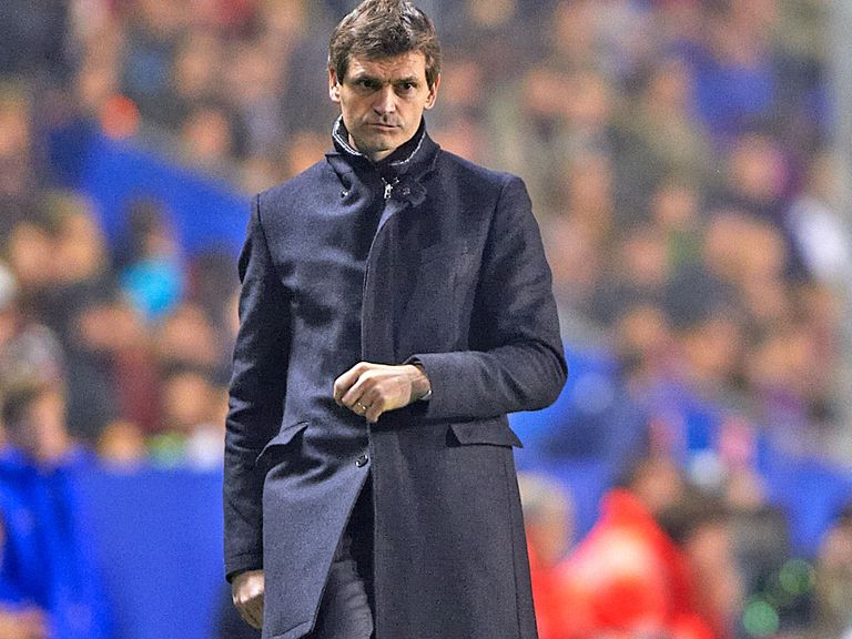 Tito Vilanova: Operation has gone 'as expected'