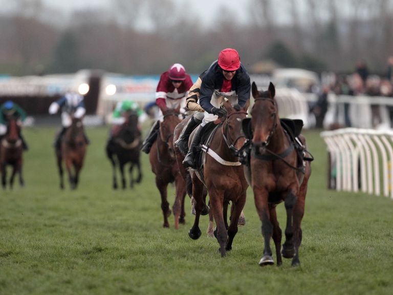 Bobs Worth: Impressive Hennessy winner
