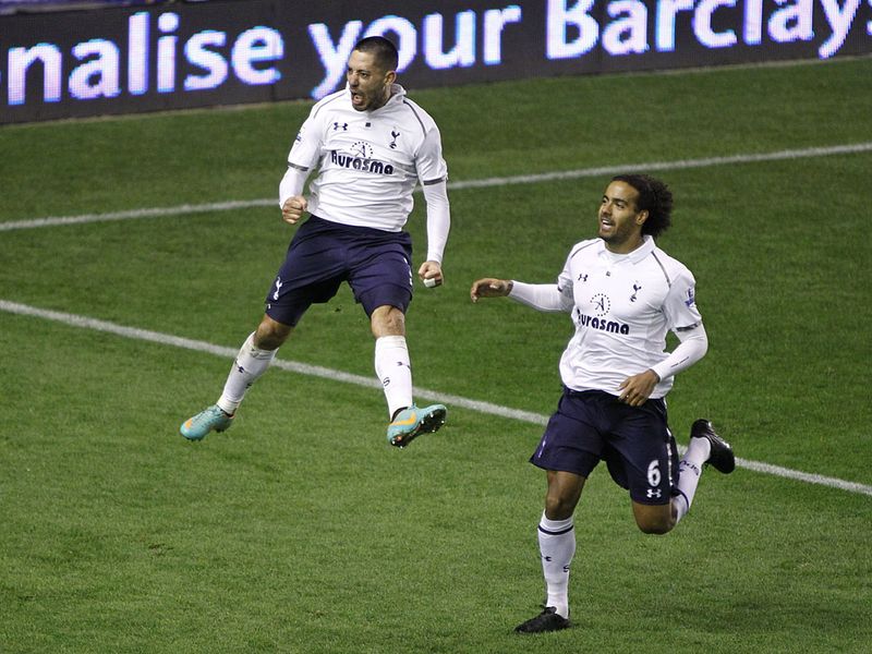 Clint Dempsey celebrates after giving Spurs the lead