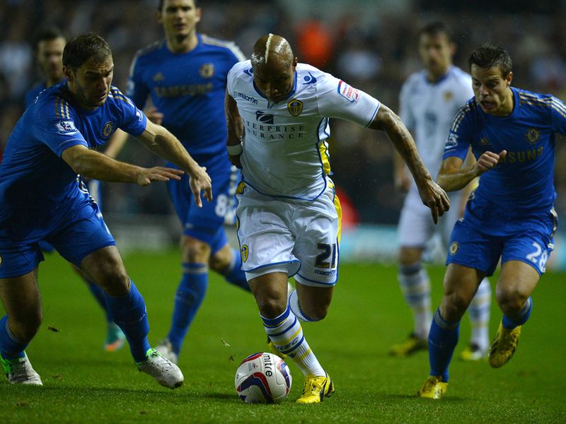 El-Hadji Diouf looked to find space early on.