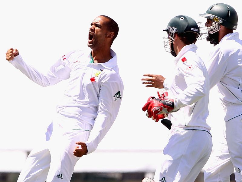 Peterson then also bowled Mitchell Johnson, and got rid of John Hastings to leave Aus all out for 163.