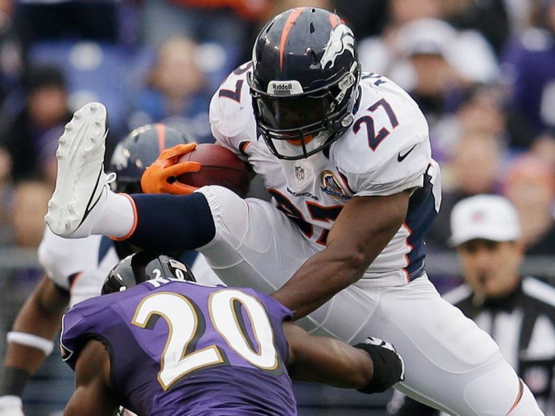 Knowshon Moreno rushed for 118 yards as the Denver Broncos made it nine straight wins by beating the Baltimore Ravens