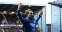 Shinnie to join Birmingham