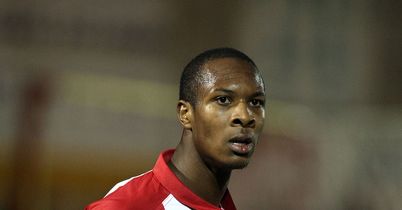Gavin Hoyte: Has full support of club