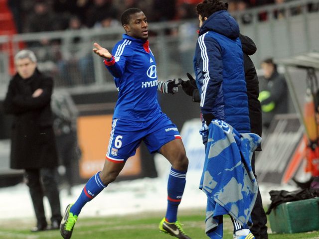 Gueida Fofana celebrates his opener for Lyon