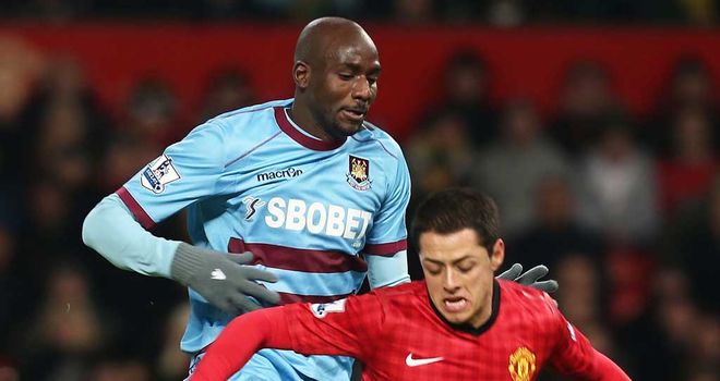 Alou Diarra in action during the recent FA Cup tie against Manchester United