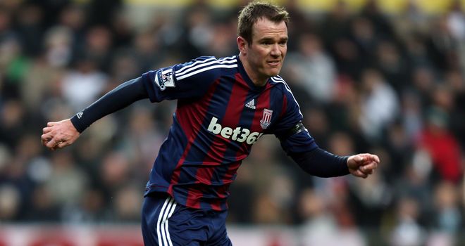 Glenn Whelan: Targeting a first Premier League win of 2013 against Wigan on Tuesday