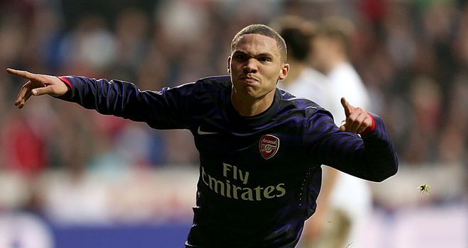 Kieran Gibbs: Out for three weeks