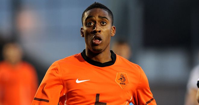 Leroy Fer: Signing unlikely to prompt Fellaini departure