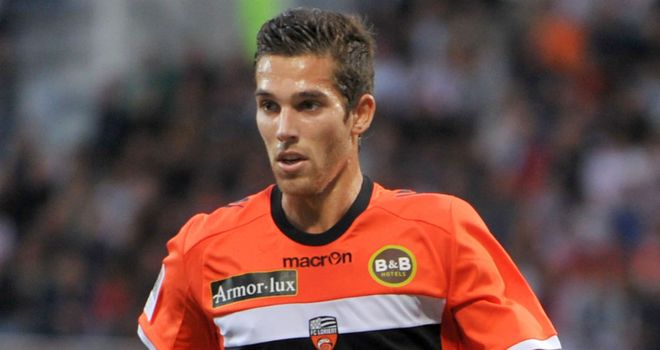 Maxime Barthelme: Bid expected to be tabled by Real Betis