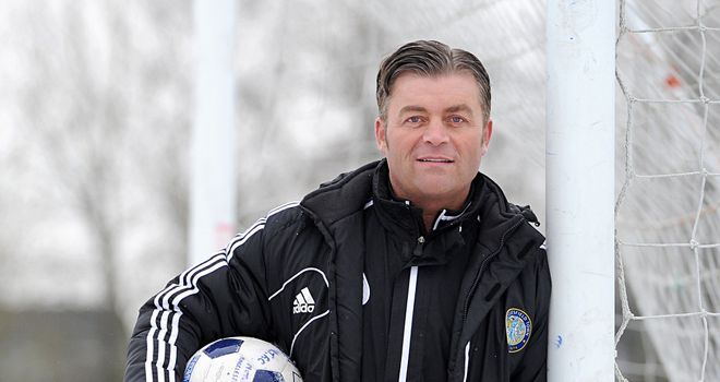 Steve King: Macclesfield boss unhappy with referee
