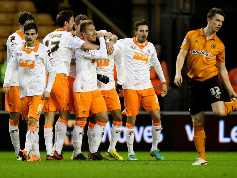 Blackpool celebrate Tom Ince's second goal