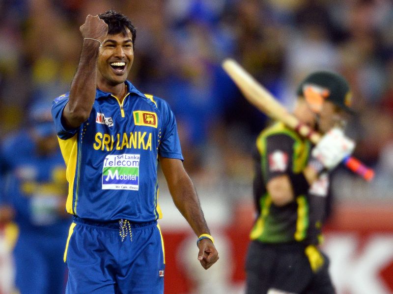 Nuwan Kulasekara dismissed David Warner early on in the chase.