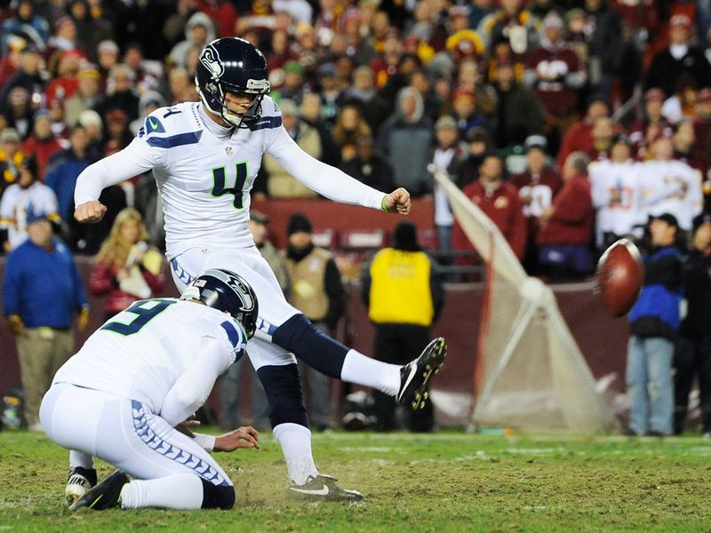 Steven Hauschka gets Seattle on the scoreboard in the second quarter with a 32-yard field goal.