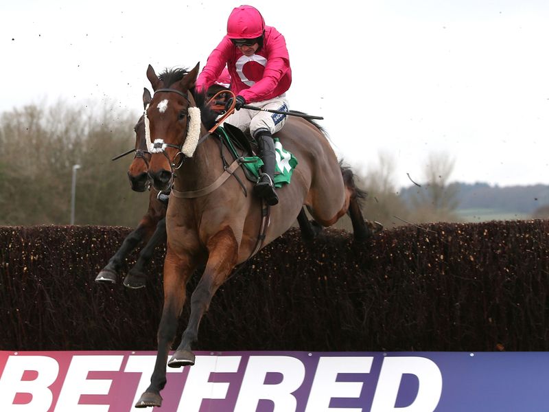 Keppols Hill wins the beginners' chase for Ruby Walsh and Paul Nicholls