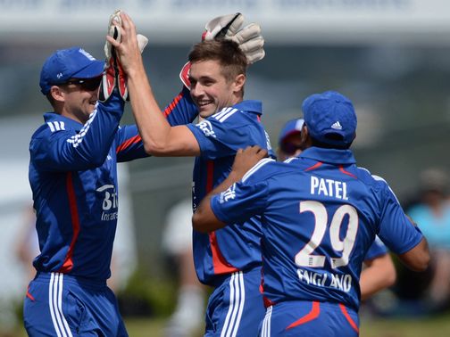 Woakes: Hopes to help England win