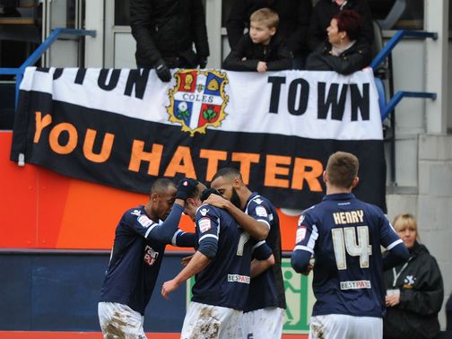 Millwall celebrate the 3-0 victory over Luton.&nbsp;