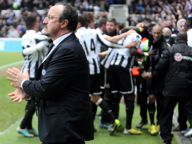 Benitez thought Coloccini should have been sent off