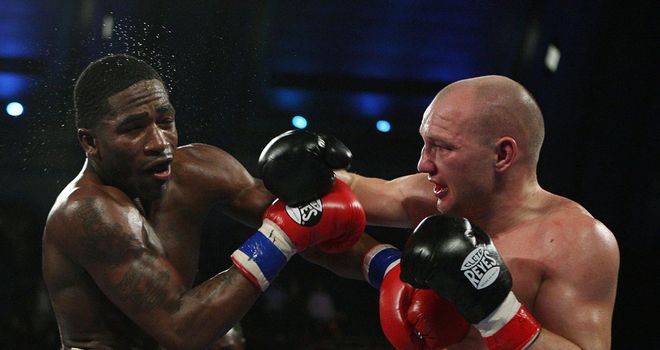 Gavin Rees (R) is looking to get back into world title contention