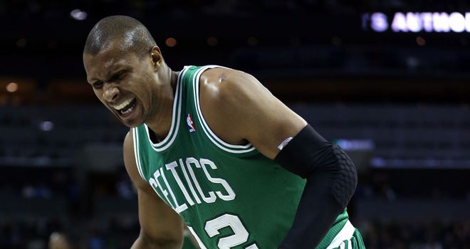 Leandro Barbosa: Injured and out for the season