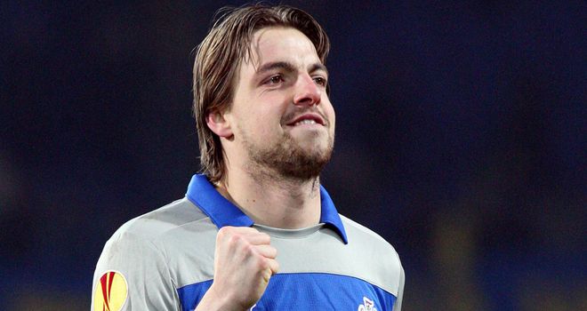 Tim Krul: 'We think he will be out for a maximum four weeks, five weeks, but we are hoping for less than that.'