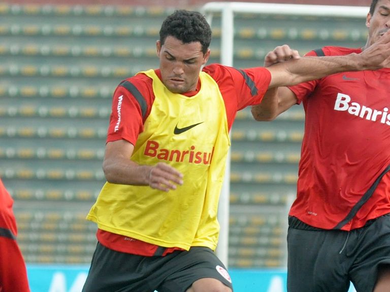 Leandro Damiao: Focused on staying at Internacional