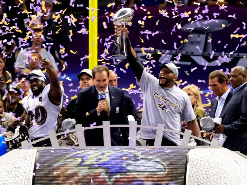But a Justin Tucker field goal helped the Ravens hang on for a 34-31 victory, sending Lewis into retirement on a high
