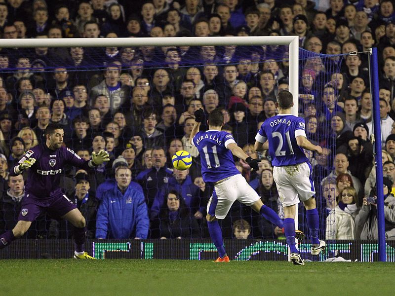 But the Toffees don't have to wait too long for the opening goal as Kevin Mirallas finds the net with this strike
