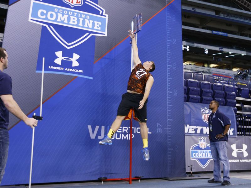Luke Joeckel jumps high and he looks to be a high draft pick
