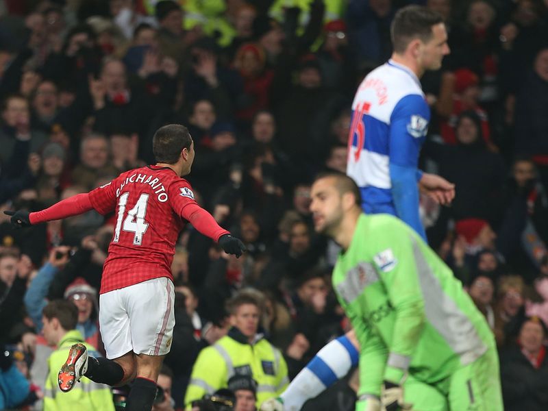 Three minutes later, Javier Hernandez made it 2-0 with a glancing flick at the near post.
