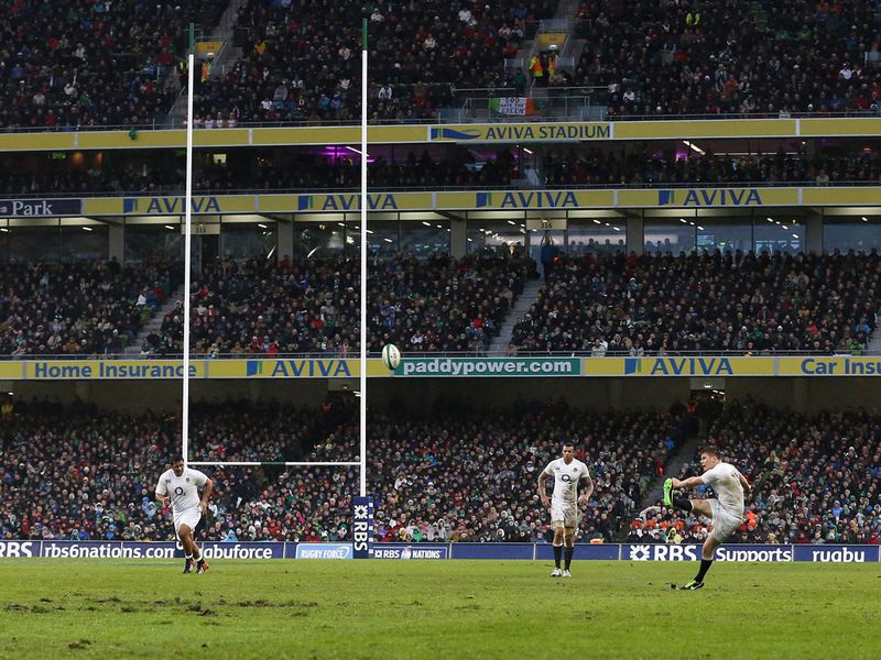 Points make prizes: Another angle of one of Farrell's decisive penalties. He kicked all 12 of England's points