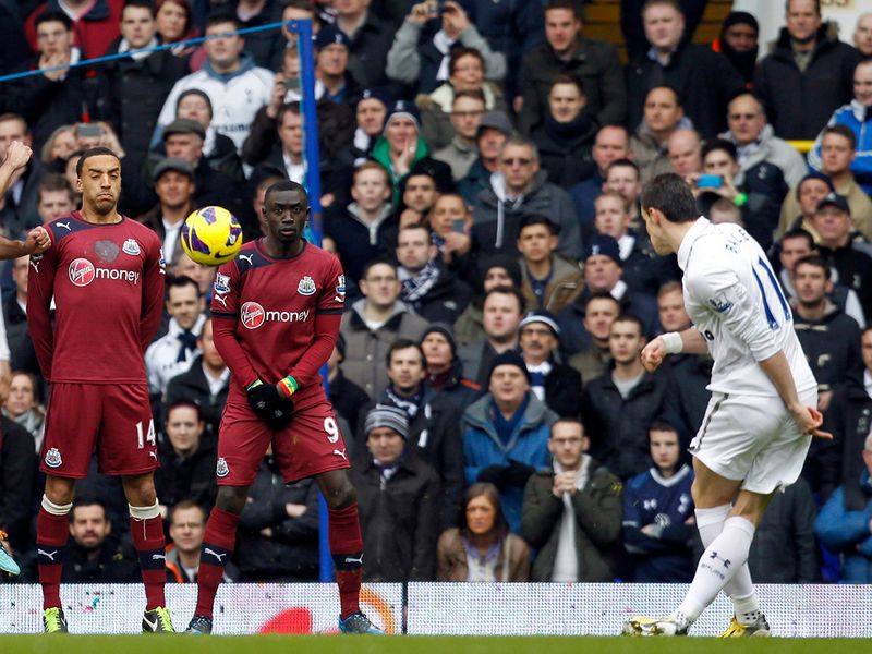 Gareth Bale's free kick gives Tottenham an early lead in today's opening Premier League clash against Newcastle