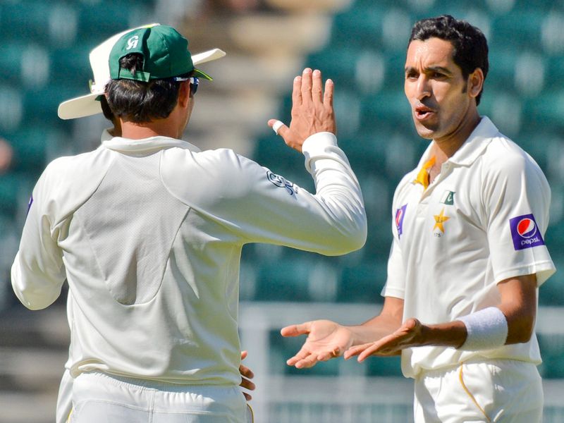 Gul also removed Alviro Petersen, for 27.