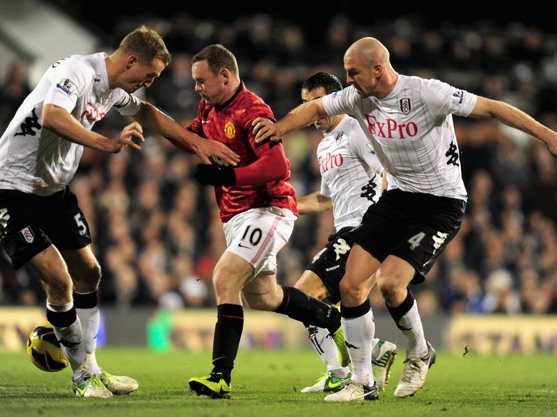 The match resumed but Fulham continued to frustrate the league leaders.