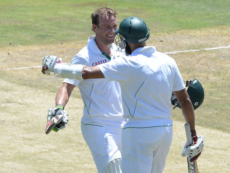 De Villiers' ton brought South Africa's declaration.
