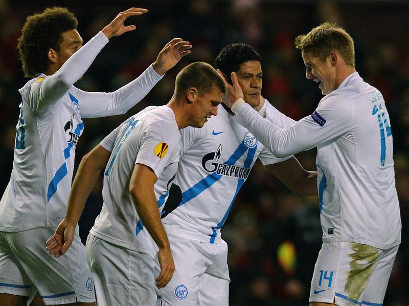 Zenit open the scoring against the Reds to extend their first-leg lead, with Hulk finding the target early on.