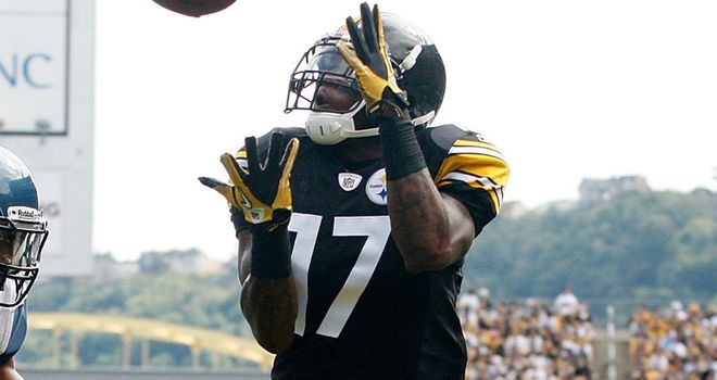 Mike Wallace: Signed big deal with Miami
