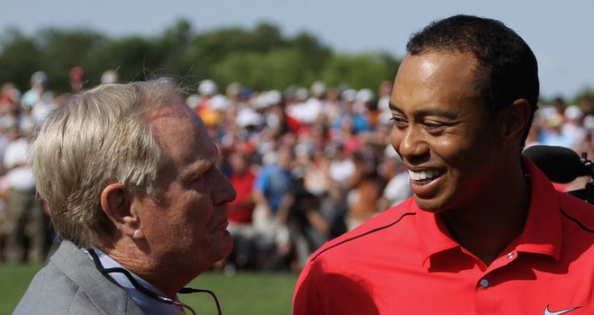 Woods (R) wants to smash Nicklaus' Major haul, says Pugh