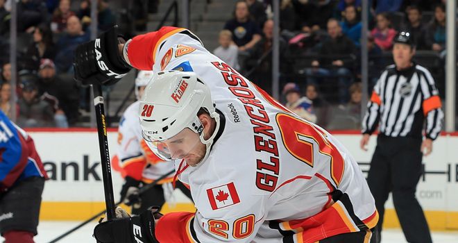 Curtis Glencross: helped Calgary Flames to sixth straight victory